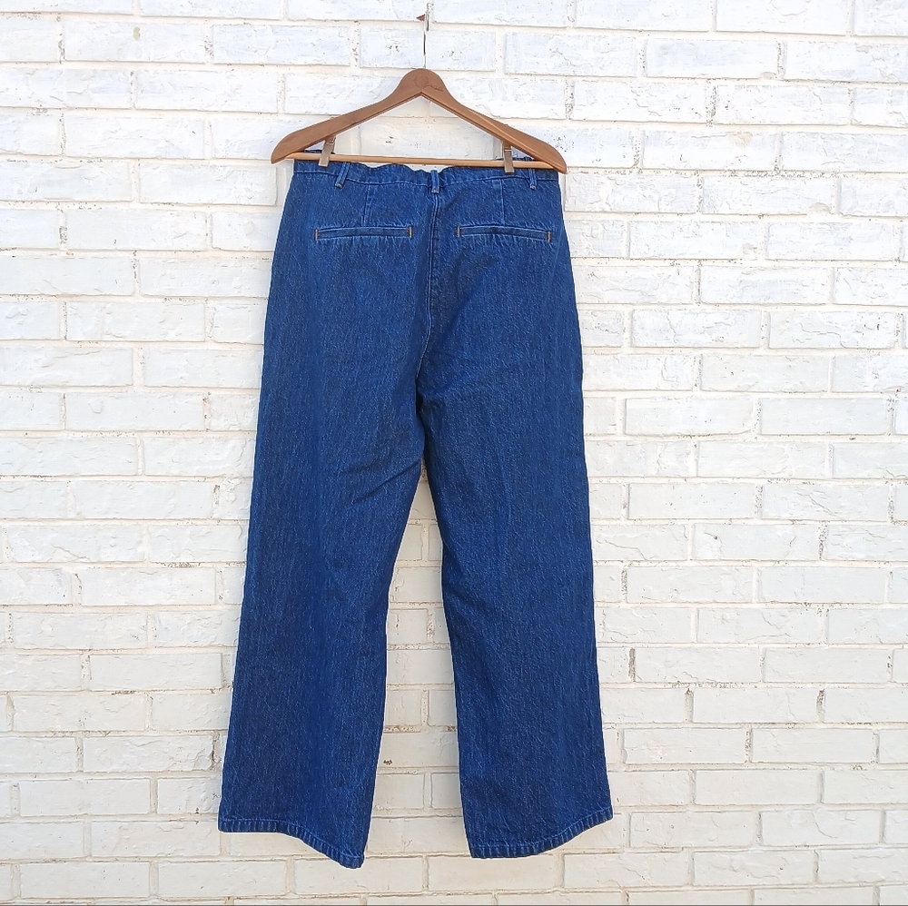 Abercrombie & Fitch Sloane Highrise Tailored Pleated Jeans - Picture 6 of 9